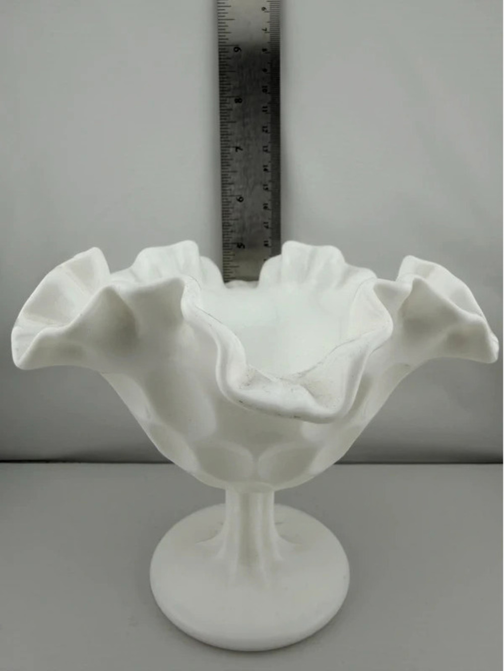 Vintage Fenton Silver Crest Milk Glass Ruffled Candy Dish – UV Reactive - Picture 2 of 6